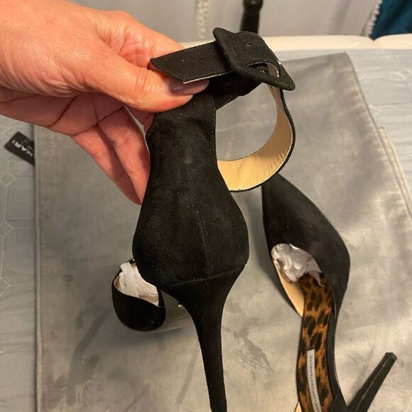 Diane Von furstenberg black suede heels, size 8,5 - Picture 4 of 10